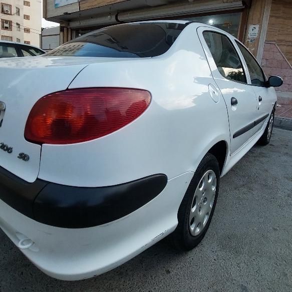 خودرو پژو، ۲۰۶ صندوق دار آگهی ann_19301453