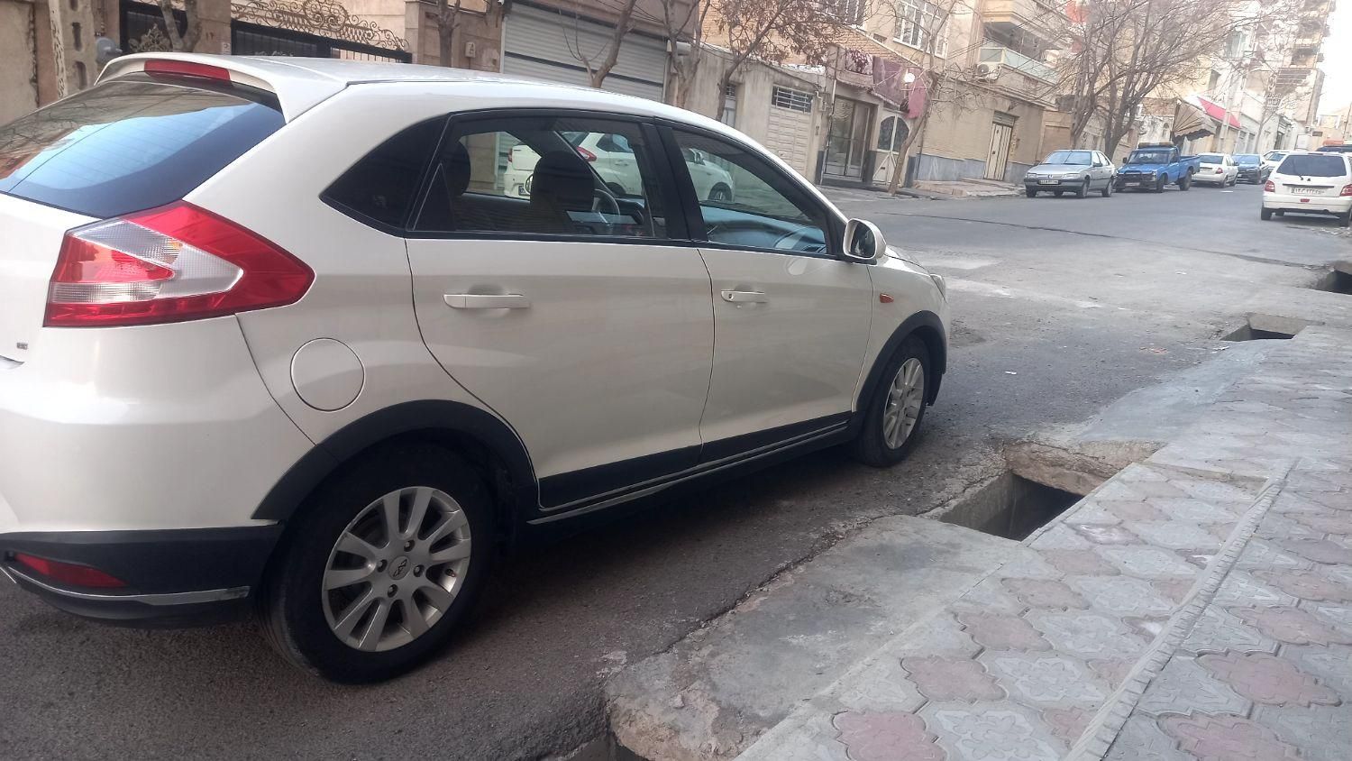 ام وی ام 315 هاچ بک ساده دنده ای - 1395