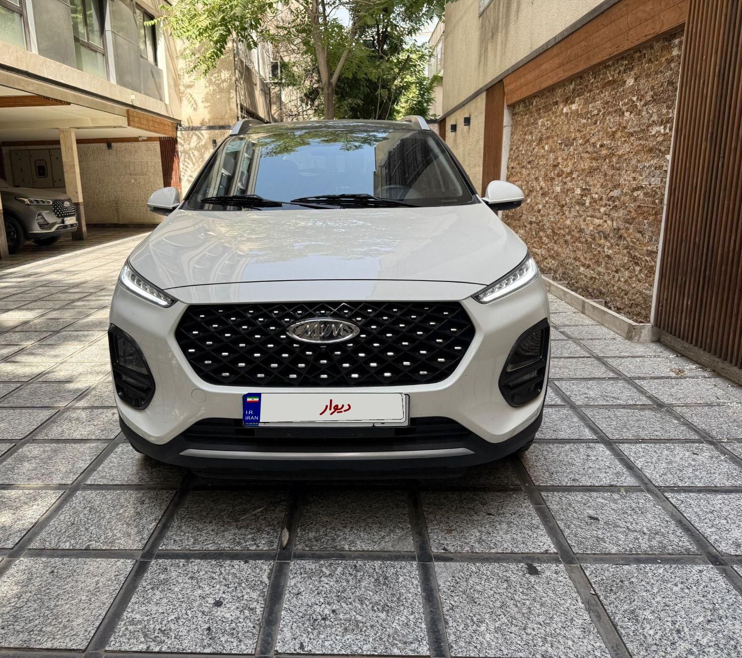ام وی ام X22 پرو اتوماتیک IE - 1401