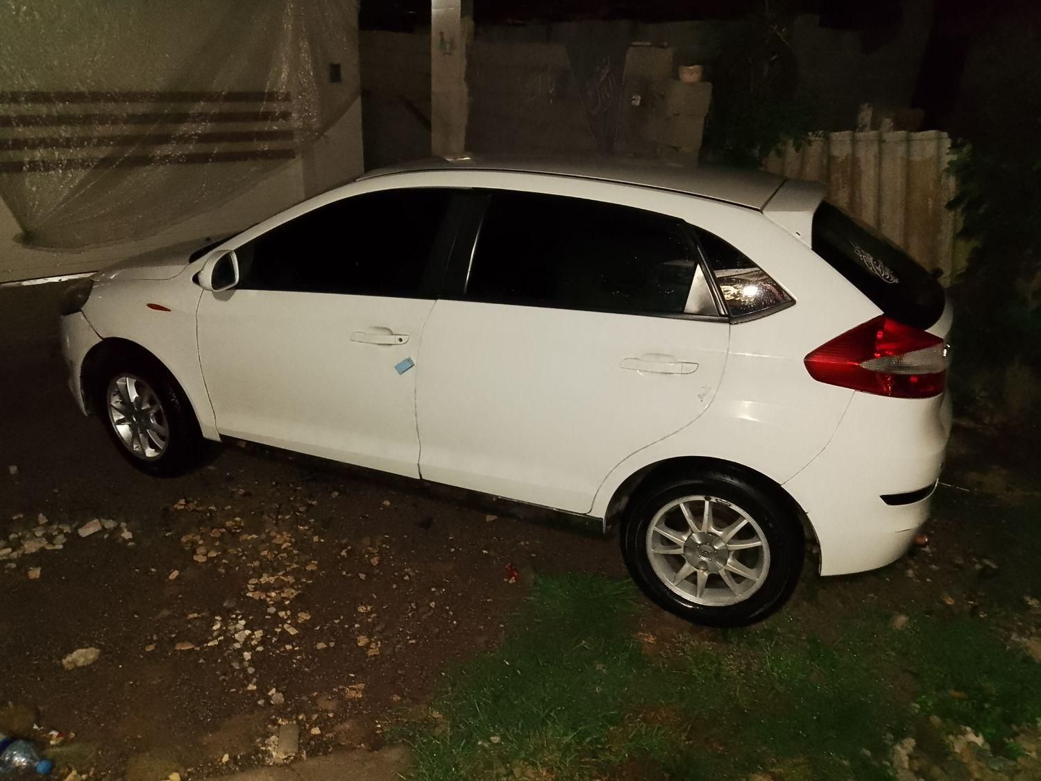 ام وی ام 315 هاچ بک ساده دنده ای - 1391