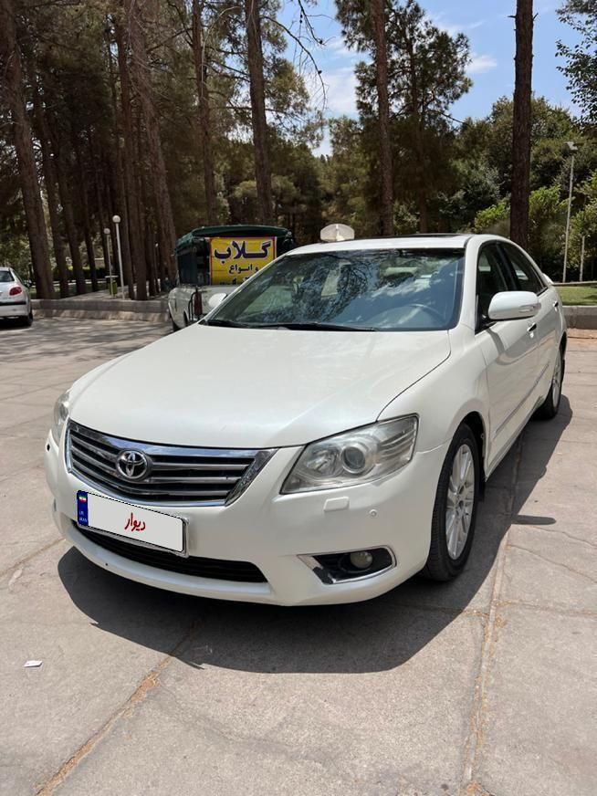 تویوتا آریون XV40 - 2010