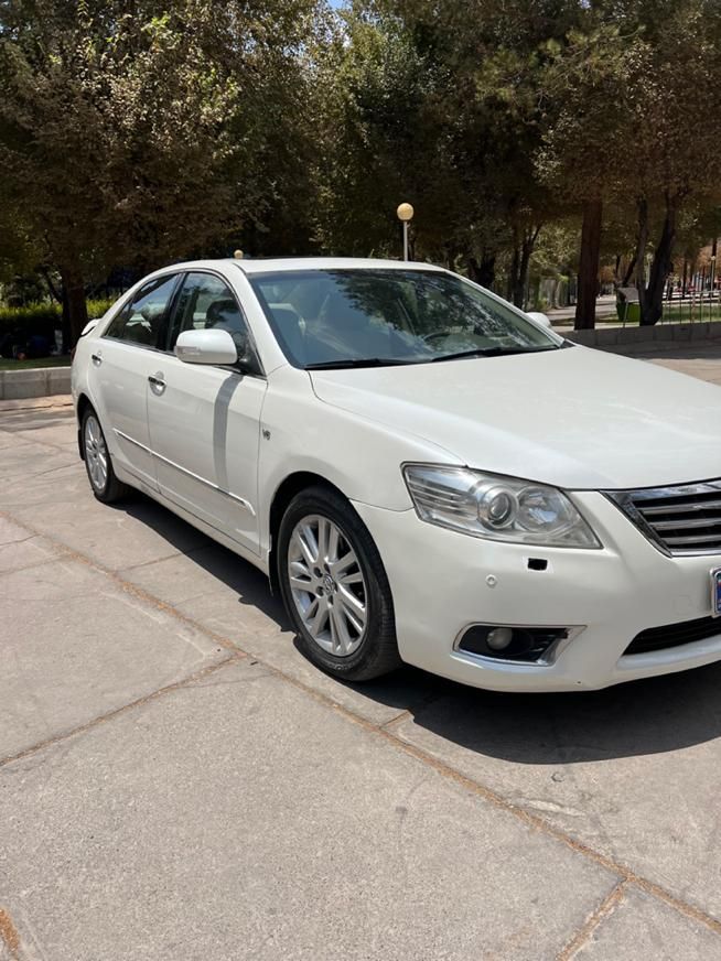 تویوتا آریون XV40 - 2010