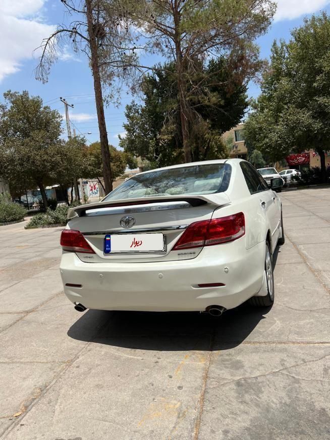 تویوتا آریون XV40 - 2010