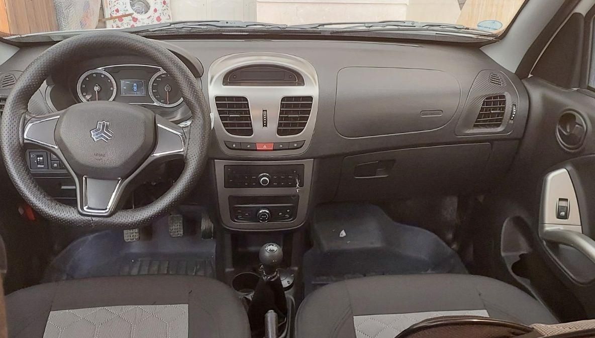 کوییک R دنده‌ای - 1403