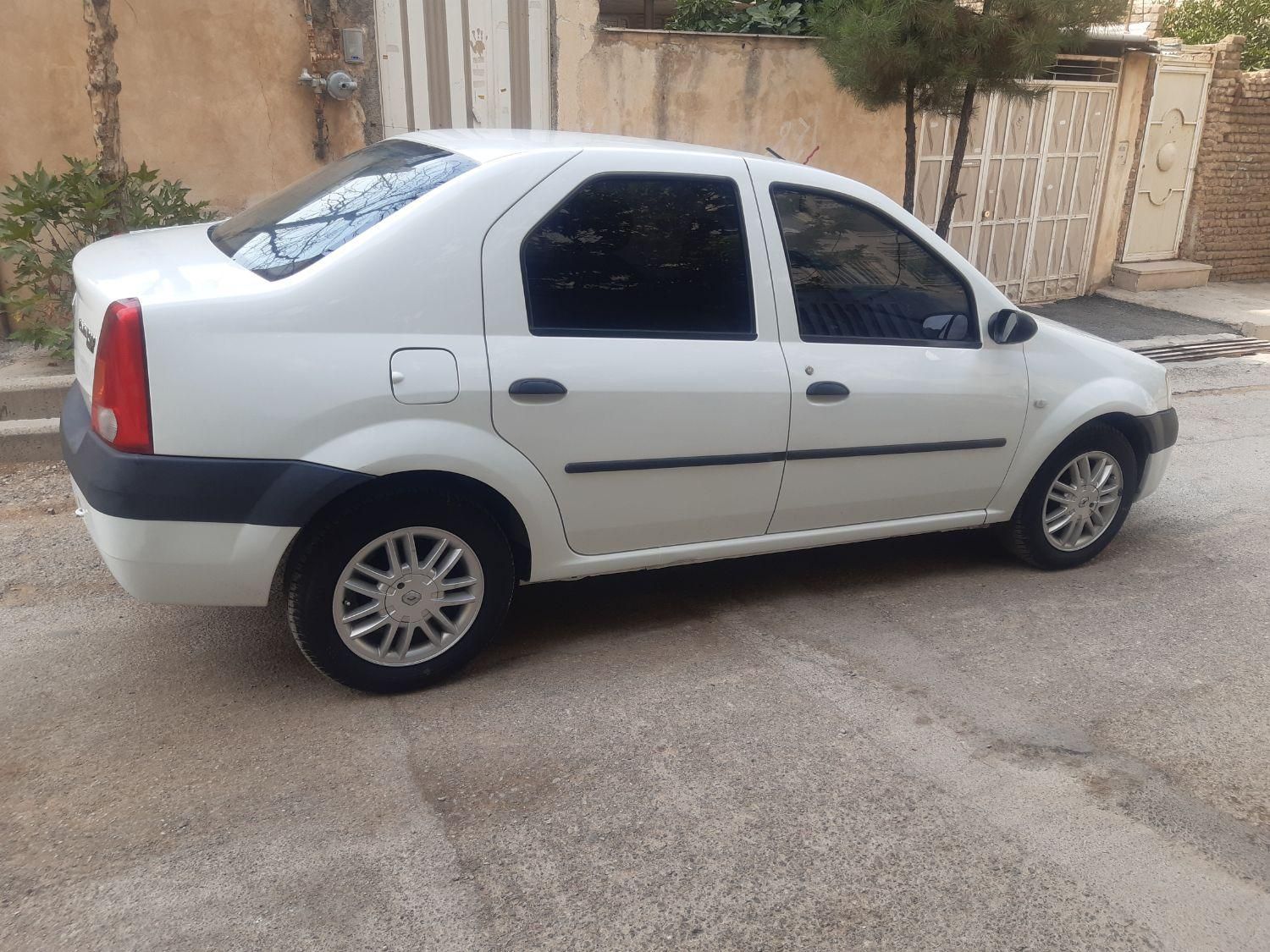 خودرو رنو، تندر 90 آگهی ann_19302178