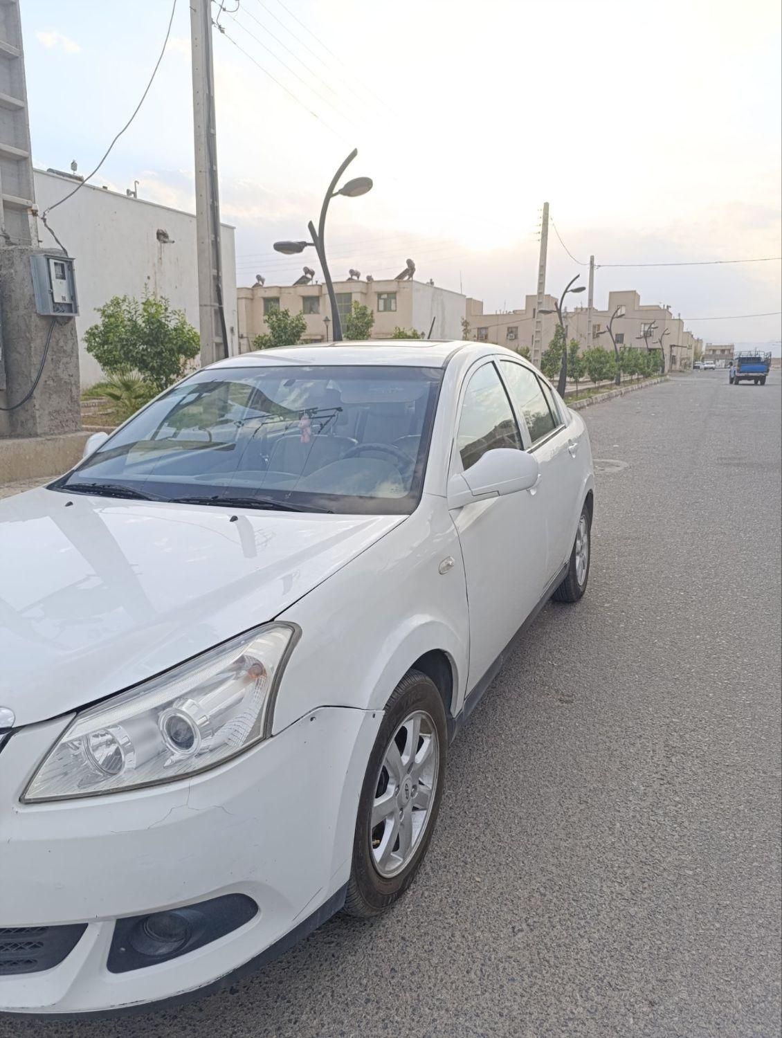 ام وی ام 550 اتوماتیک - 1395
