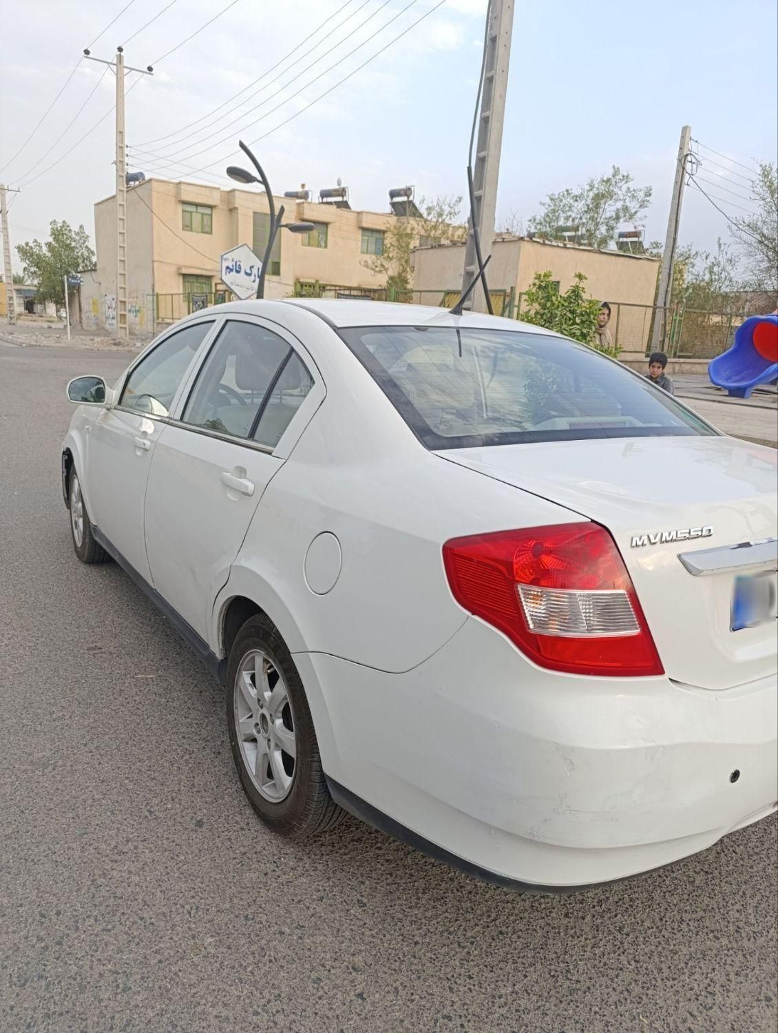 ام وی ام 550 اتوماتیک - 1395