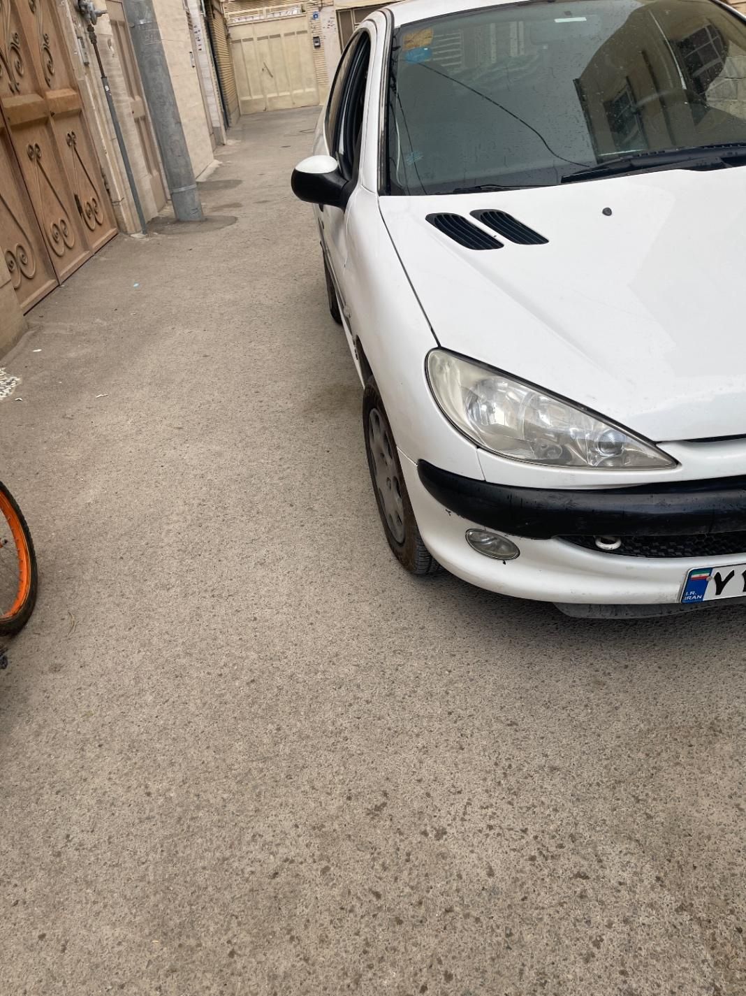 پژو ۲۰۶ صندوق دار v8 - 1389