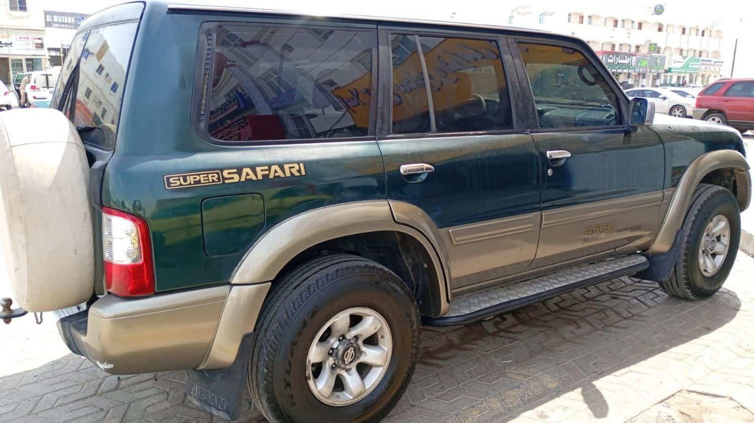 نیسان پاترول چهار درب 4 سیلندر - 1382