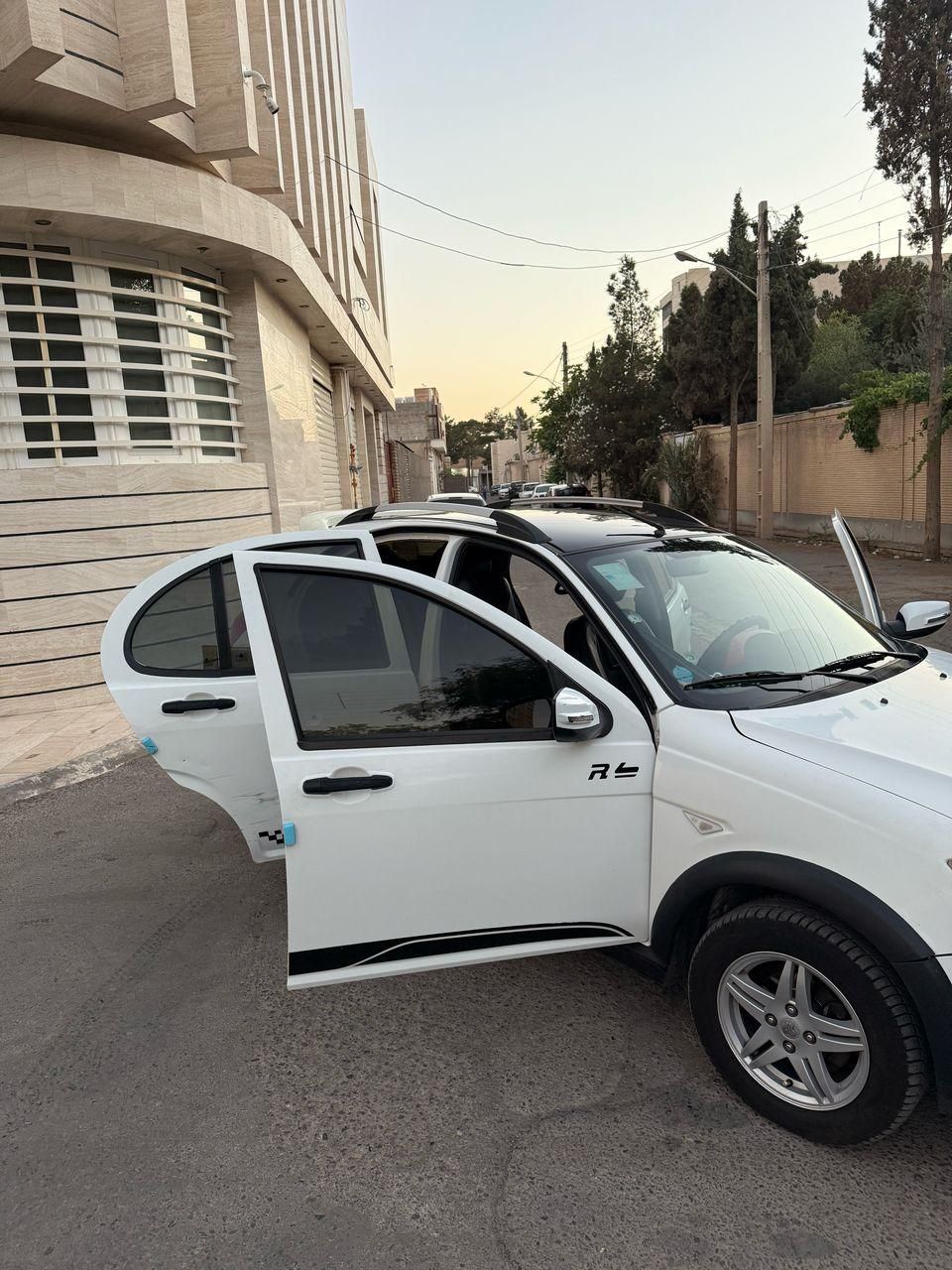 خودرو کوییک، R پلاس آگهی ann_19303263