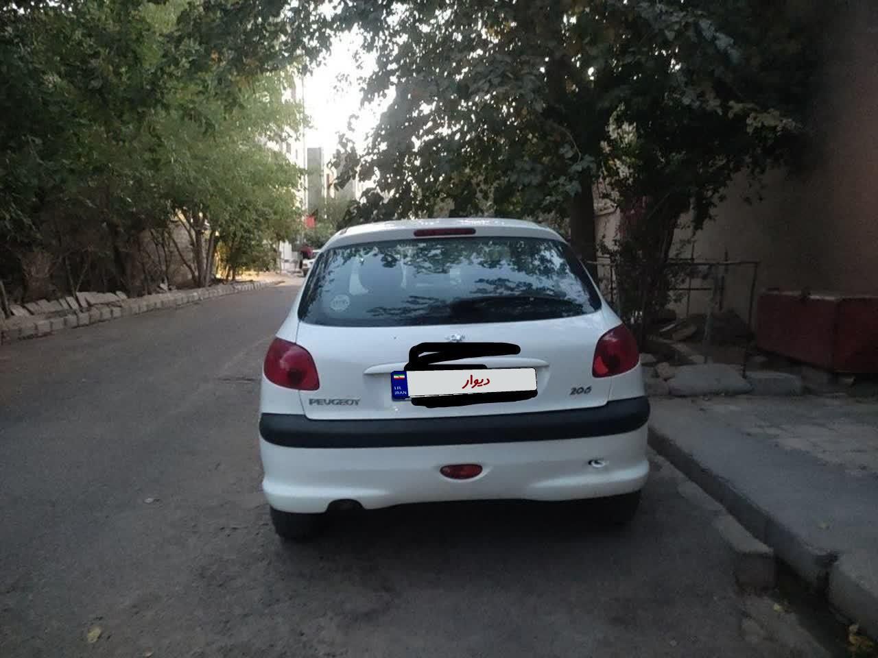 پژو 206 تیپ 3 - 1401