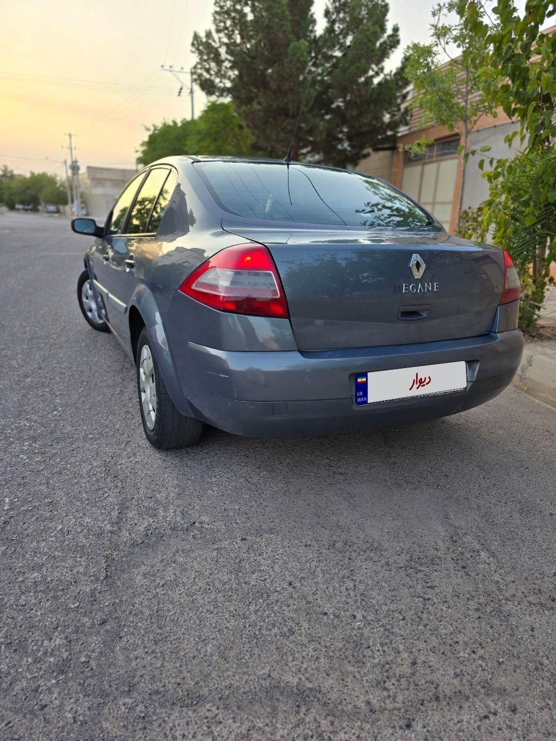 رنو مگان وارداتی دنده‌ای 1600 - 2006