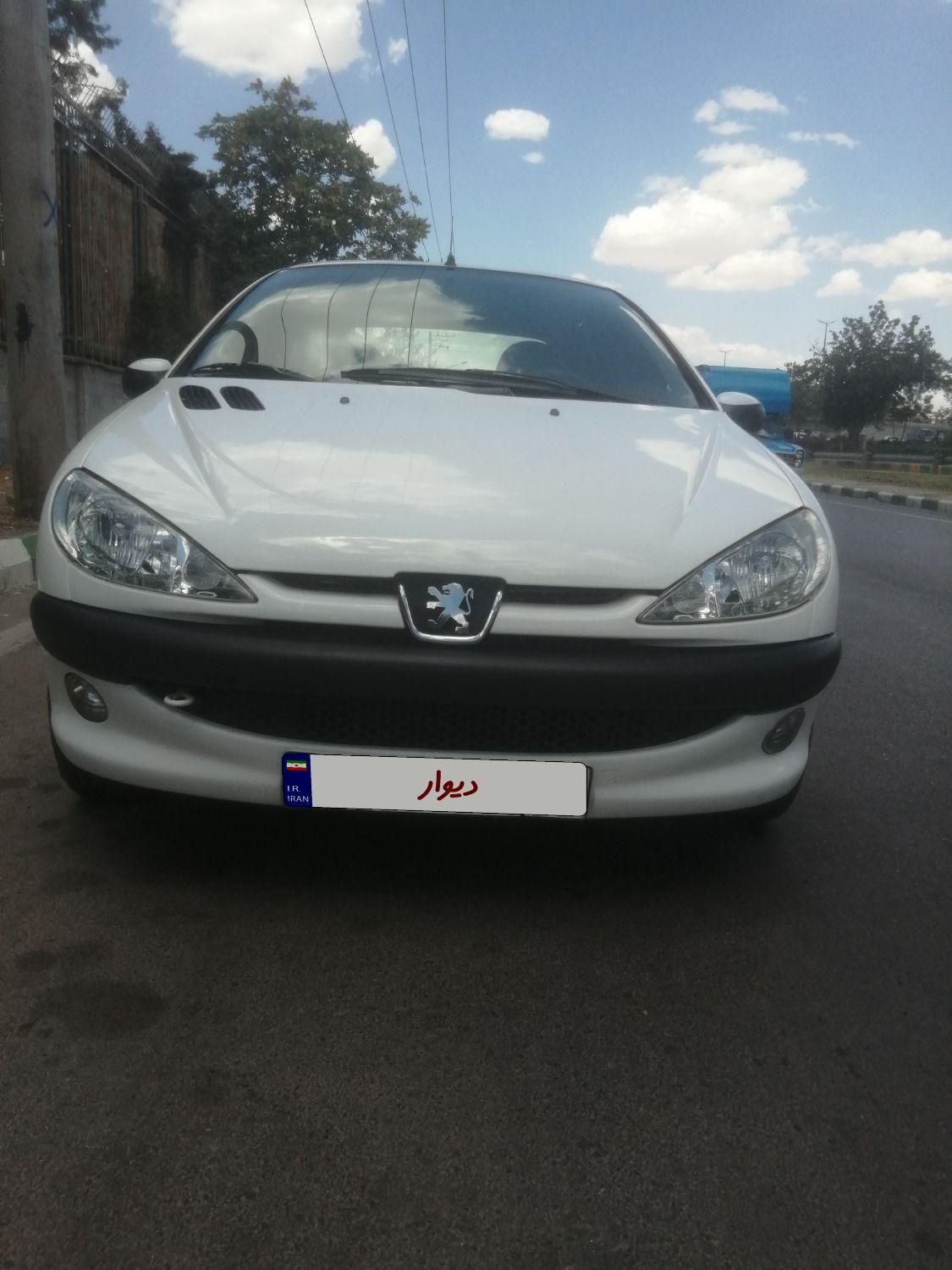 پژو ۲۰۶ صندوق دار v8 - 1394