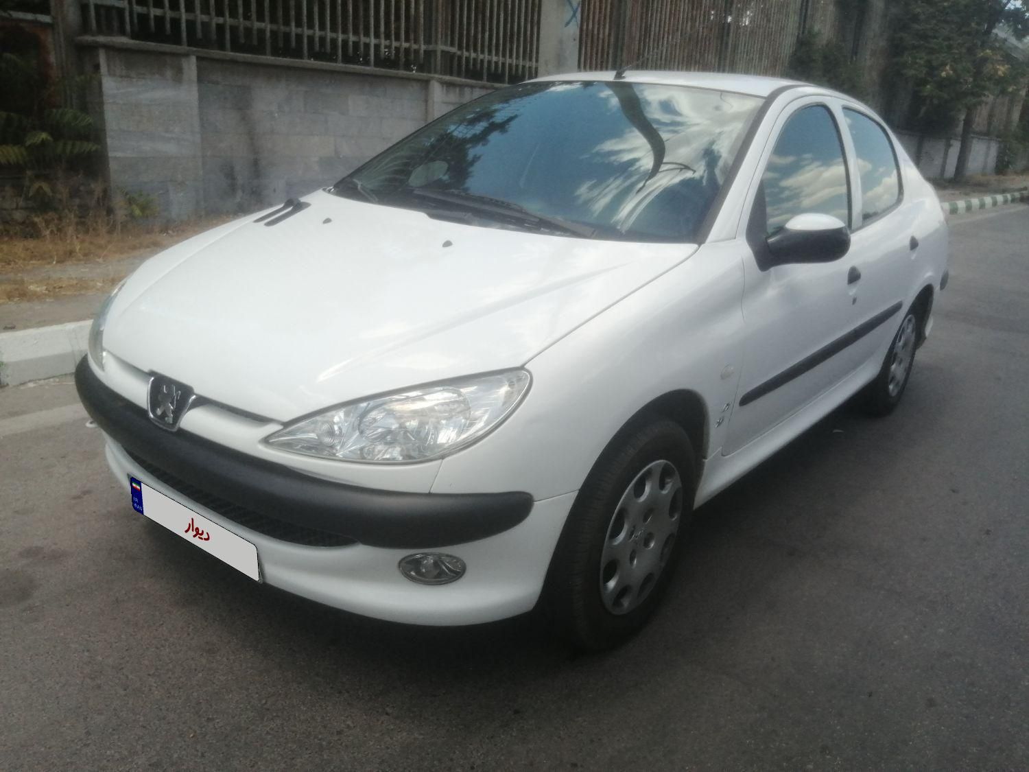 پژو ۲۰۶ صندوق دار v8 - 1394