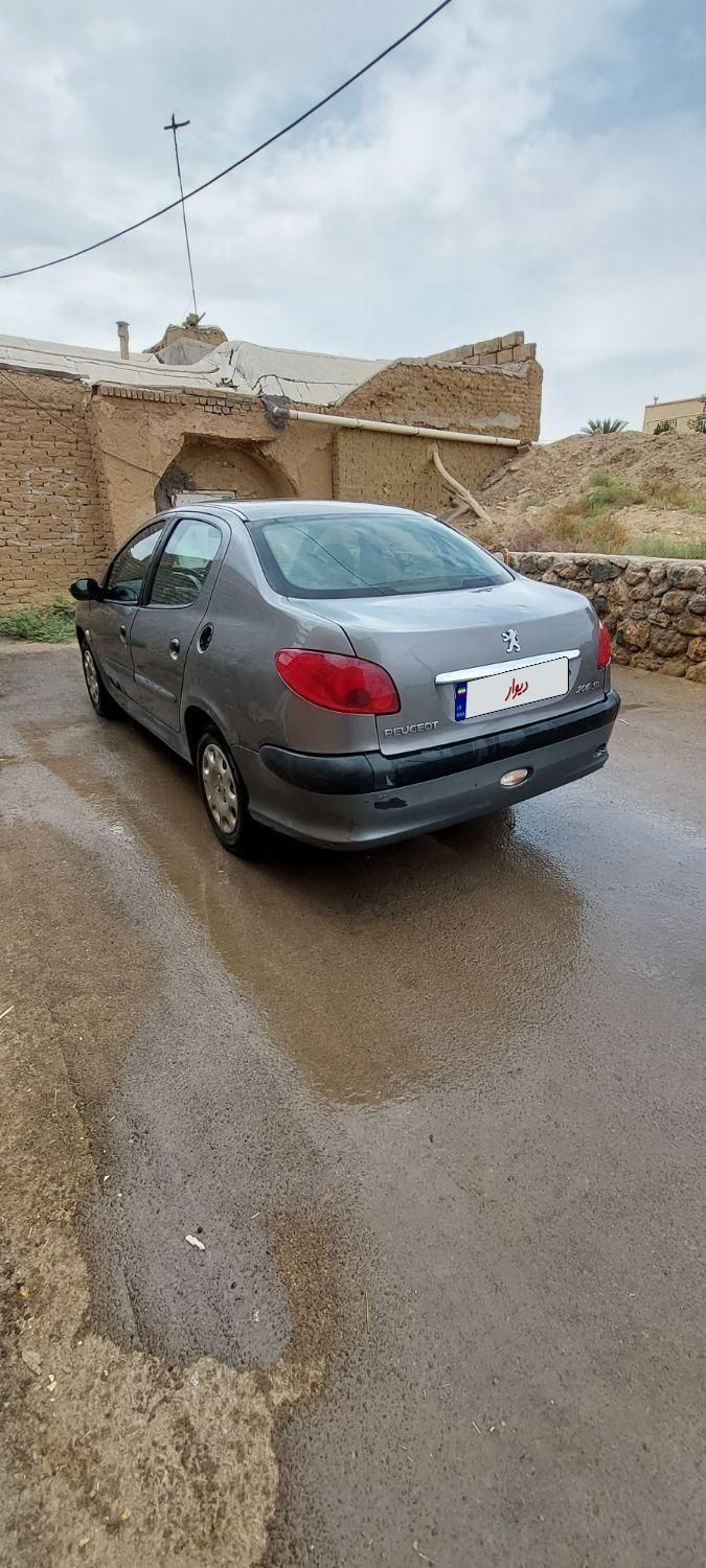 پژو ۲۰۶ صندوق دار v1 - 1390