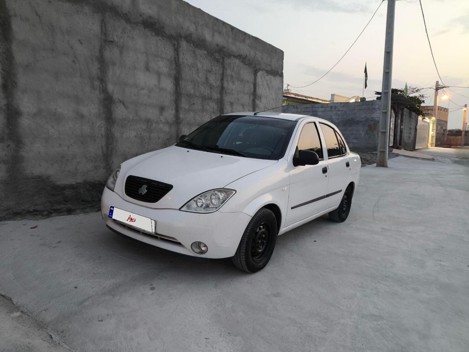 تیبا صندوق دار SX - 1401