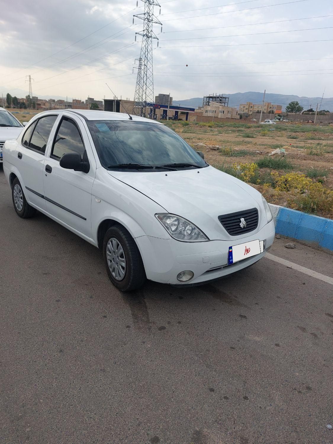 تیبا صندوق دار SX - 1398