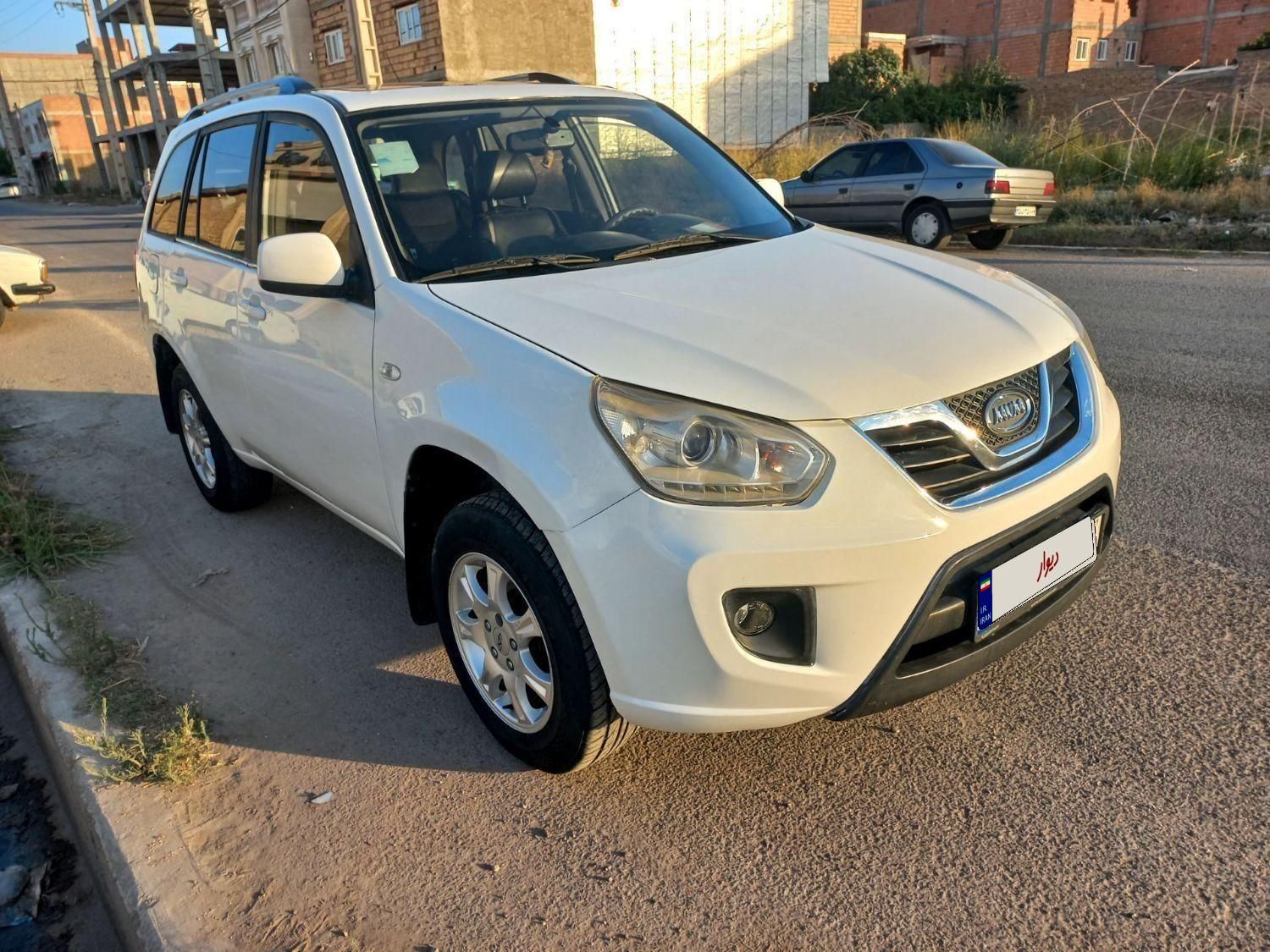 ام وی ام X33 دنده‌ای ساده - 1395