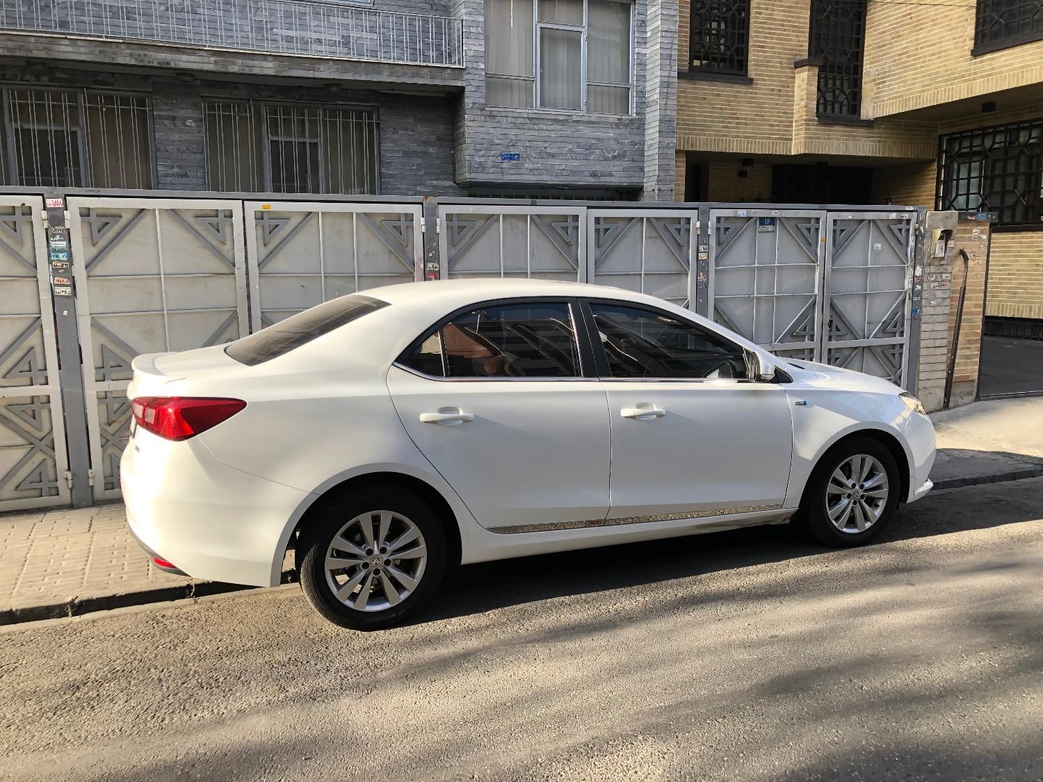 ام جی 360 اتوماتیک توربو - 1398