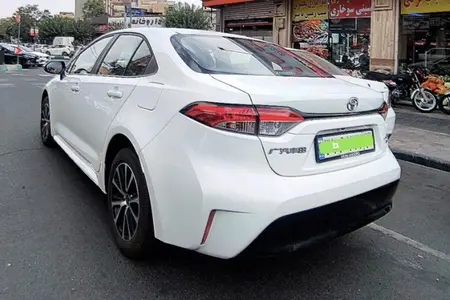 تویوتا لوین E210 توربو - 2024