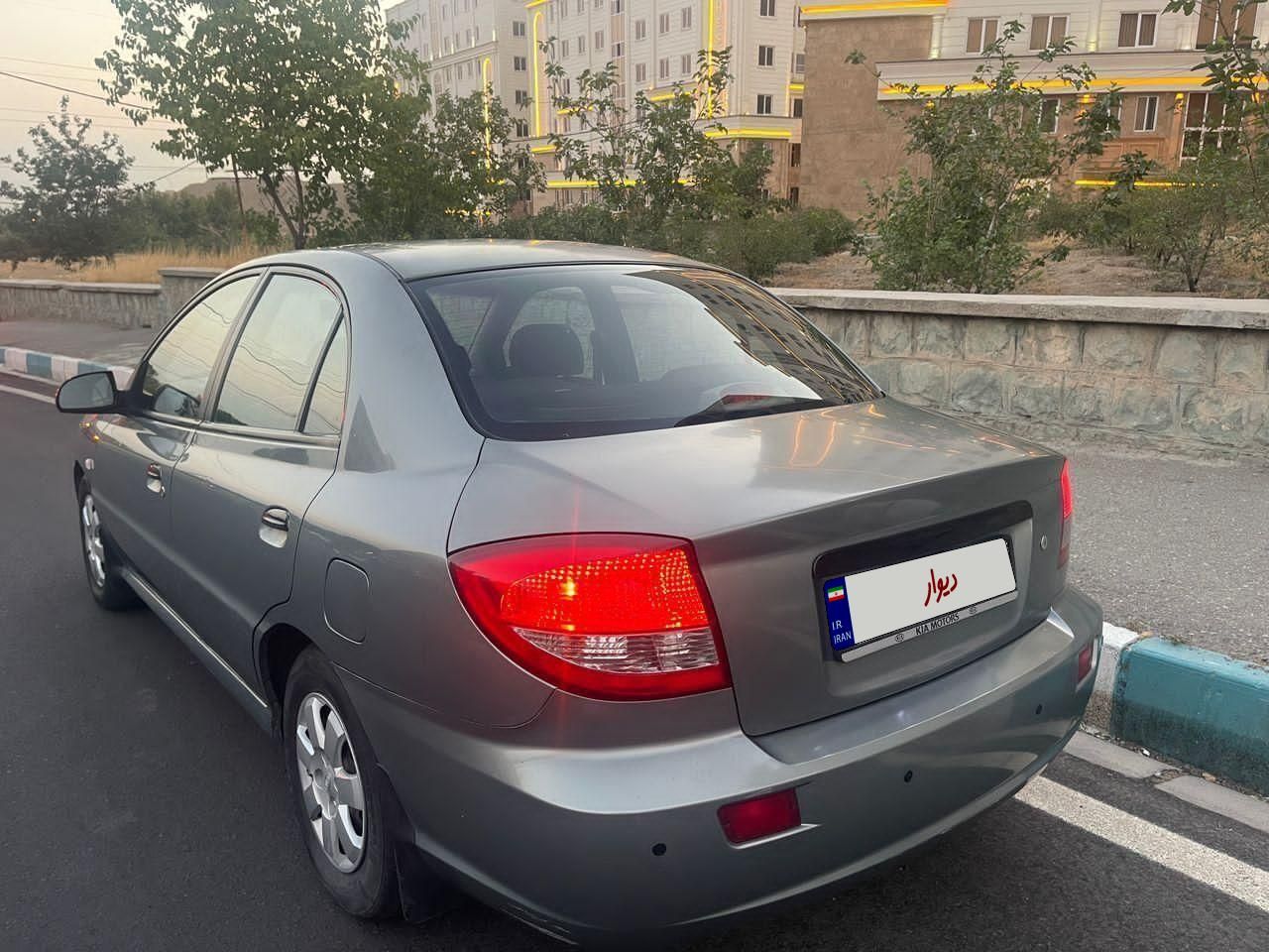 کیا ریو صندوقدار نیمه فول UB - 1387