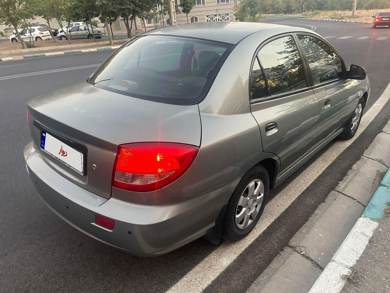 کیا ریو صندوقدار نیمه فول UB - 1387
