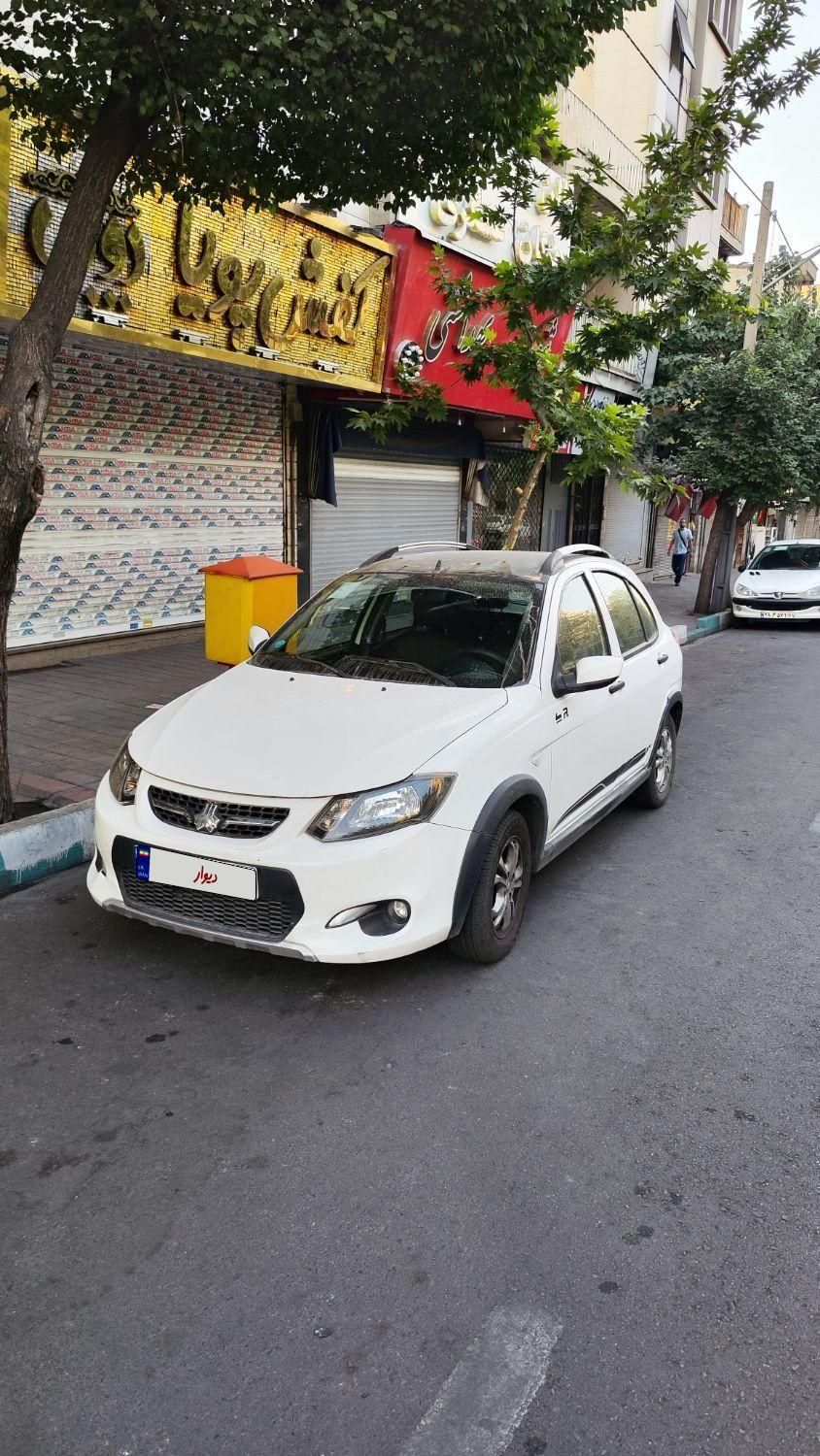 خودرو کوییک، R آگهی ann_19305445
