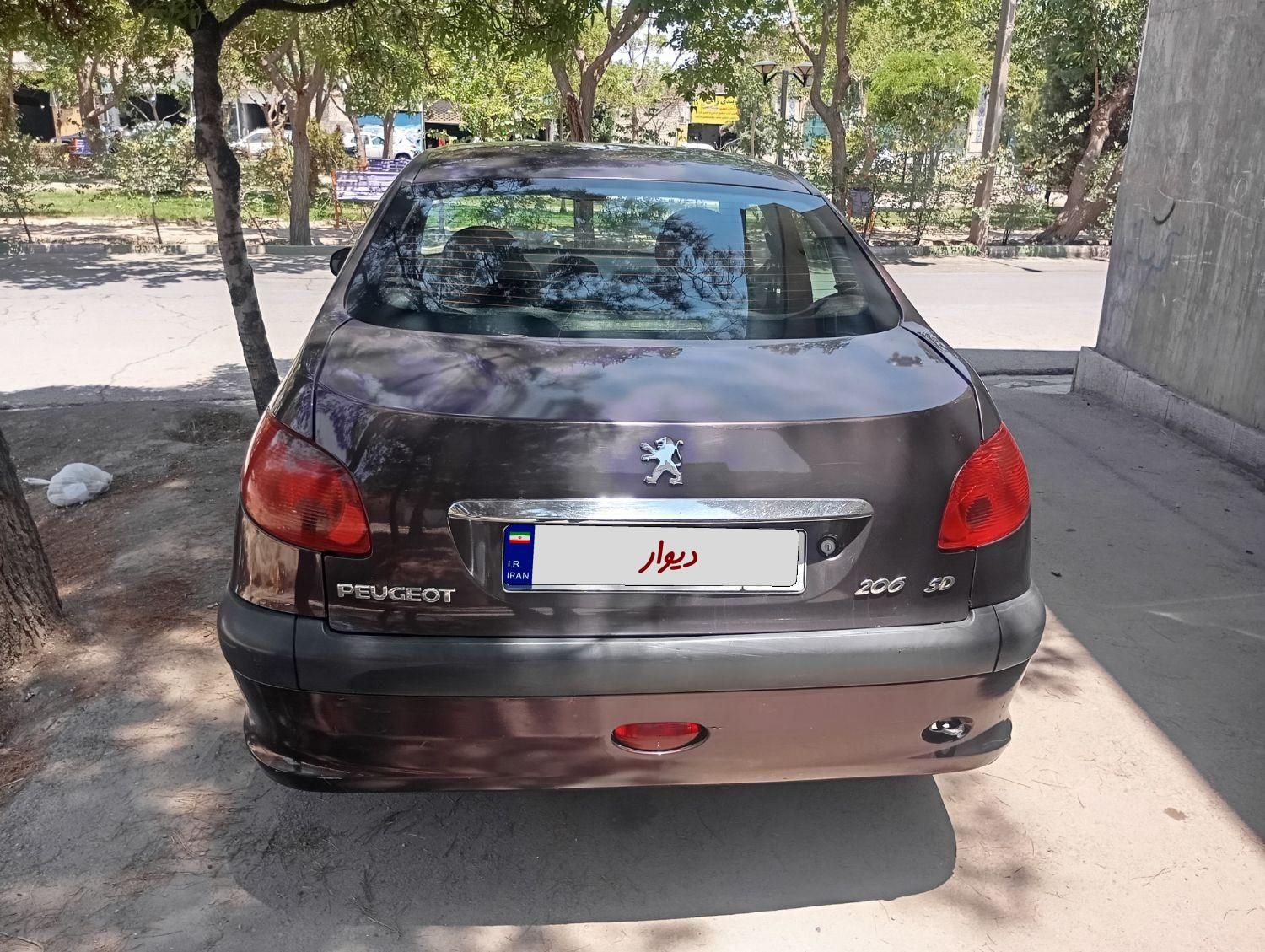 پژو ۲۰۶ صندوق دار v2 - 1390