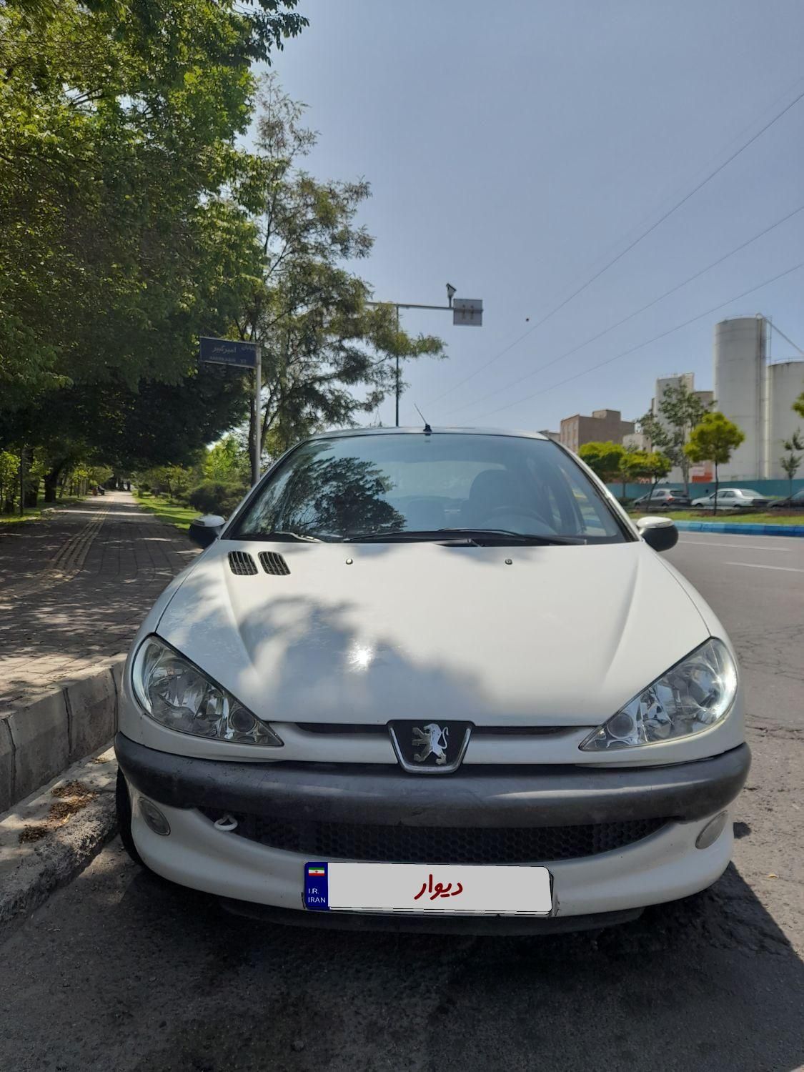 پژو ۲۰۶ صندوق دار v8 - 1396