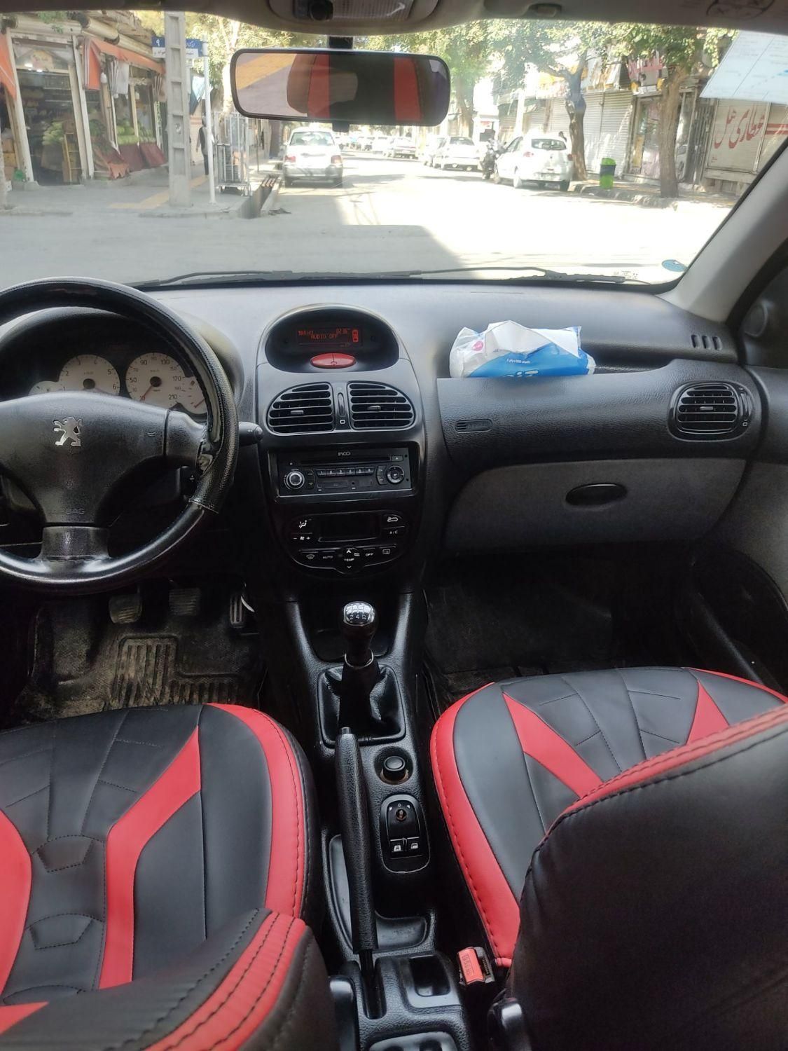 پژو ۲۰۶ صندوق دار v8 - 1394