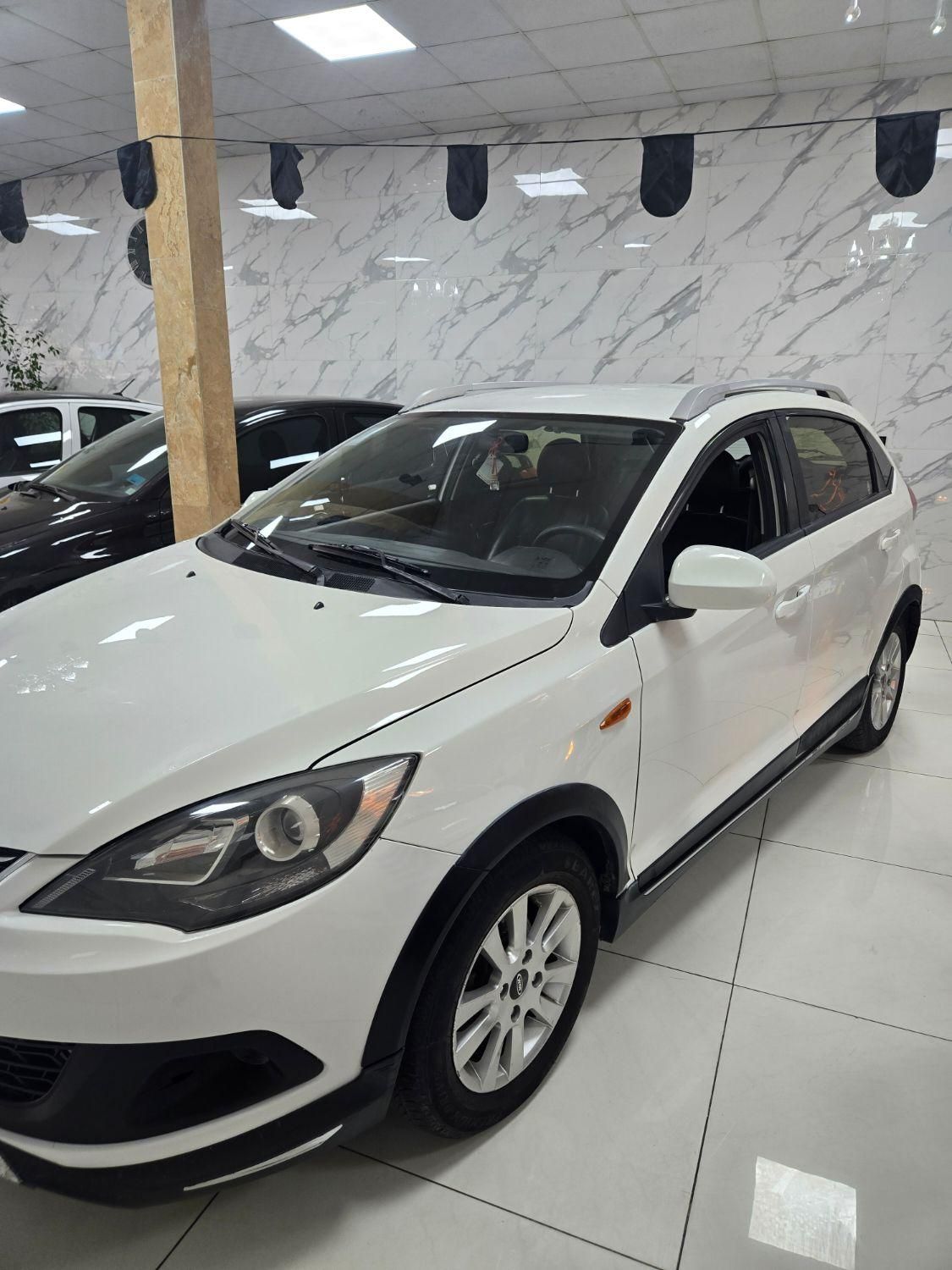 ام وی ام 315 هاچ بک اسپرت اکسلنت - 1397