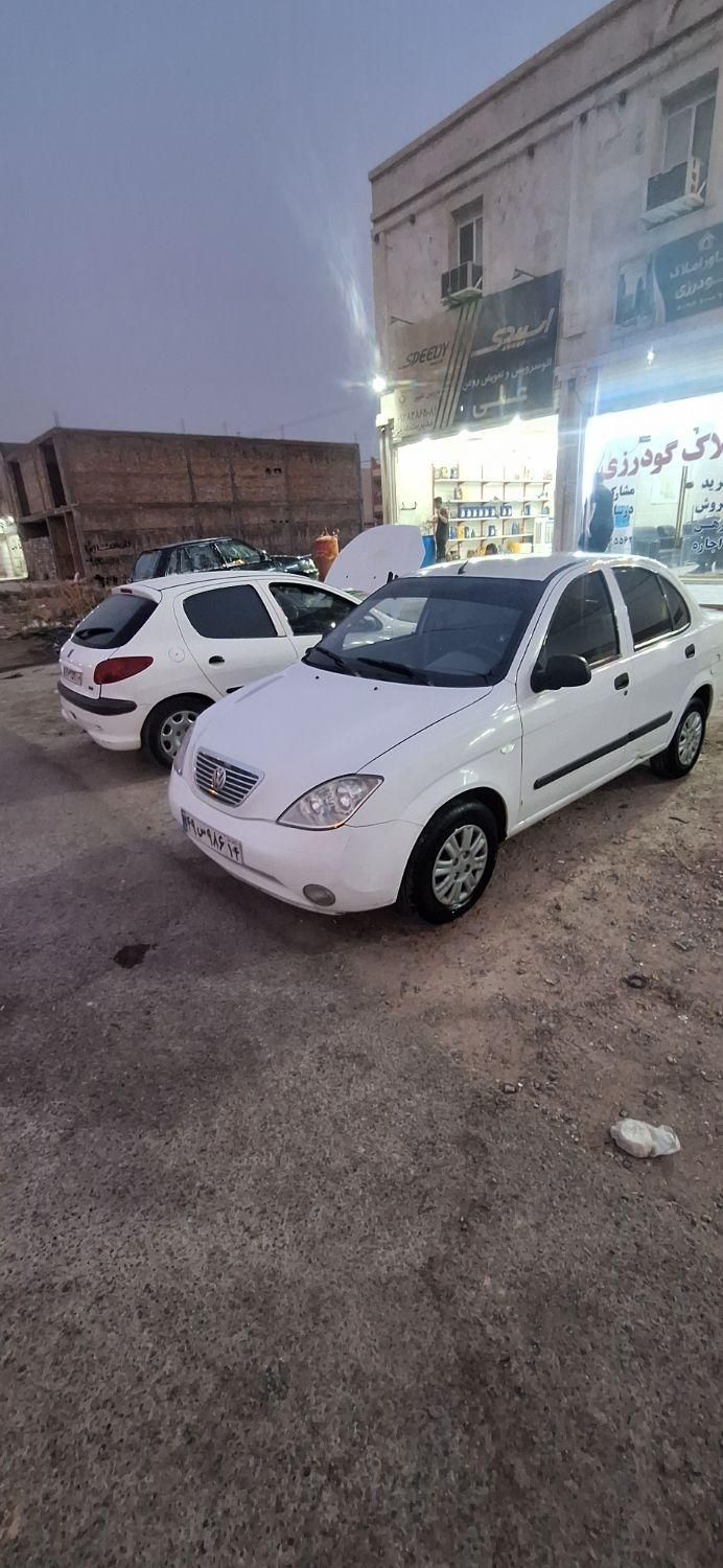 تیبا صندوق دار LX - 1390