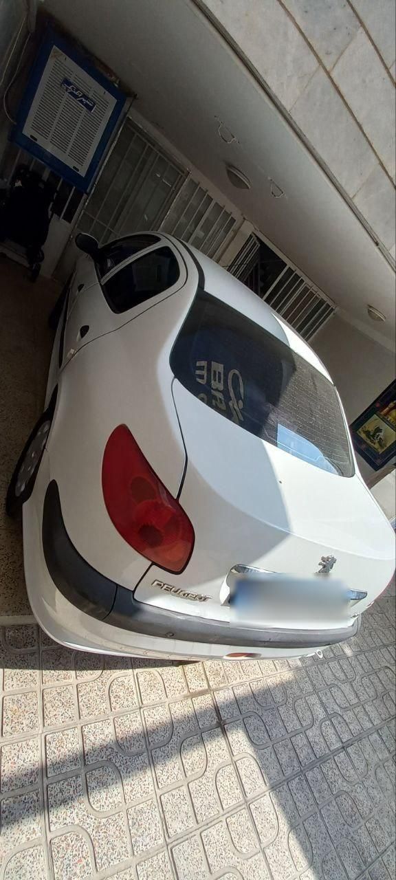 پژو ۲۰۶ صندوق دار v8 - 1394