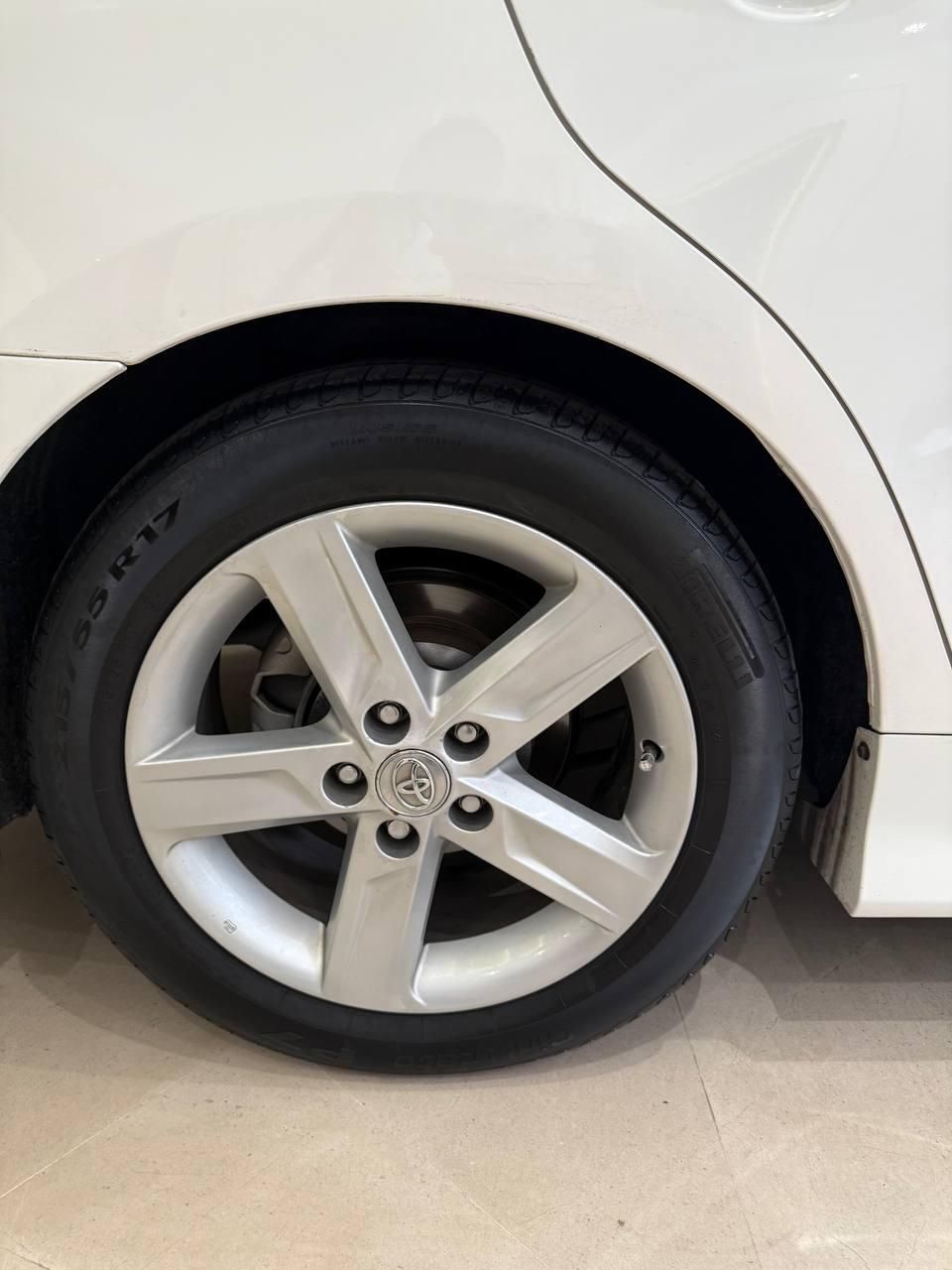 تویوتا آریون XV50 SE - 2013