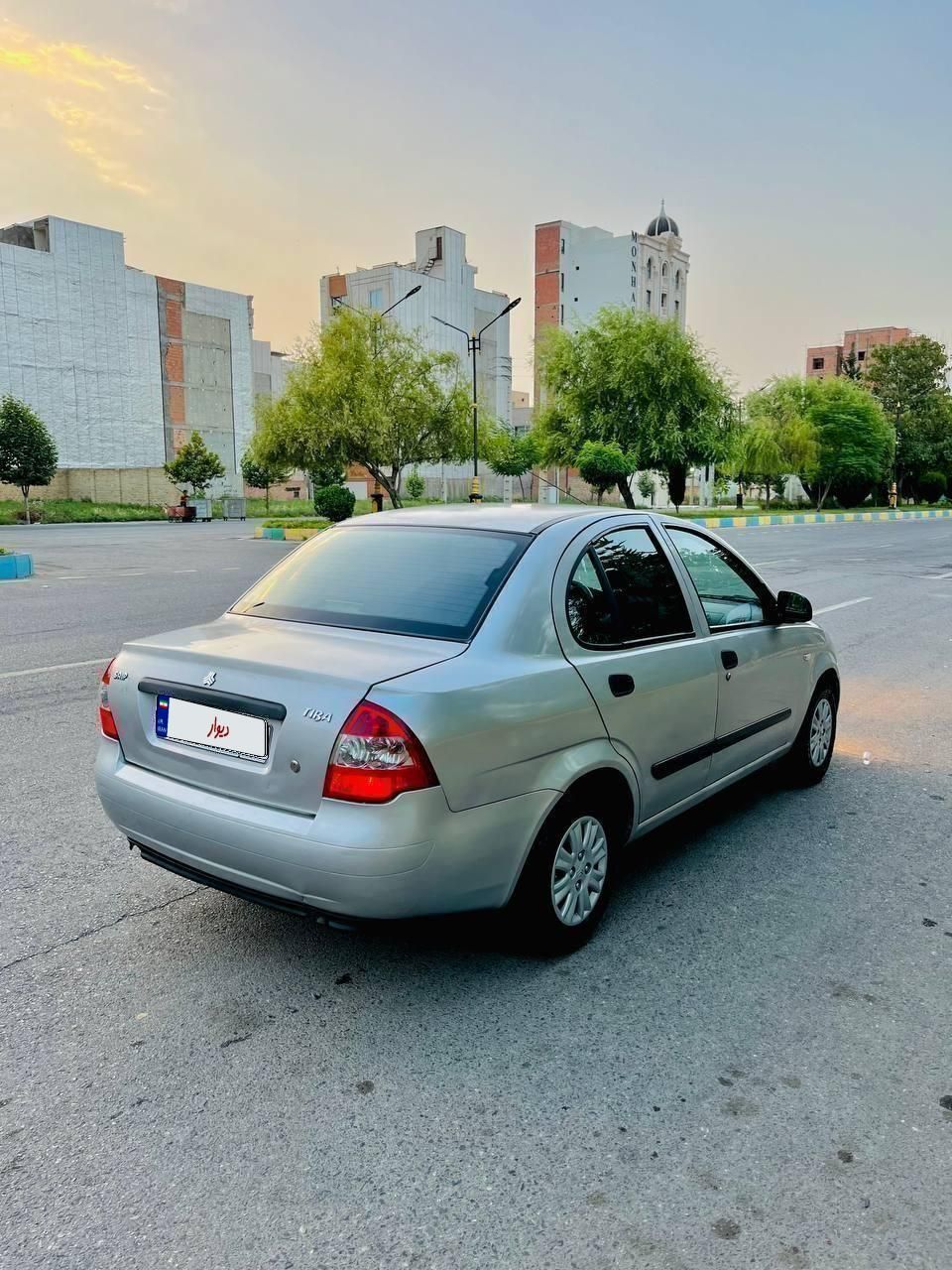 تیبا صندوق دار SX - 1392