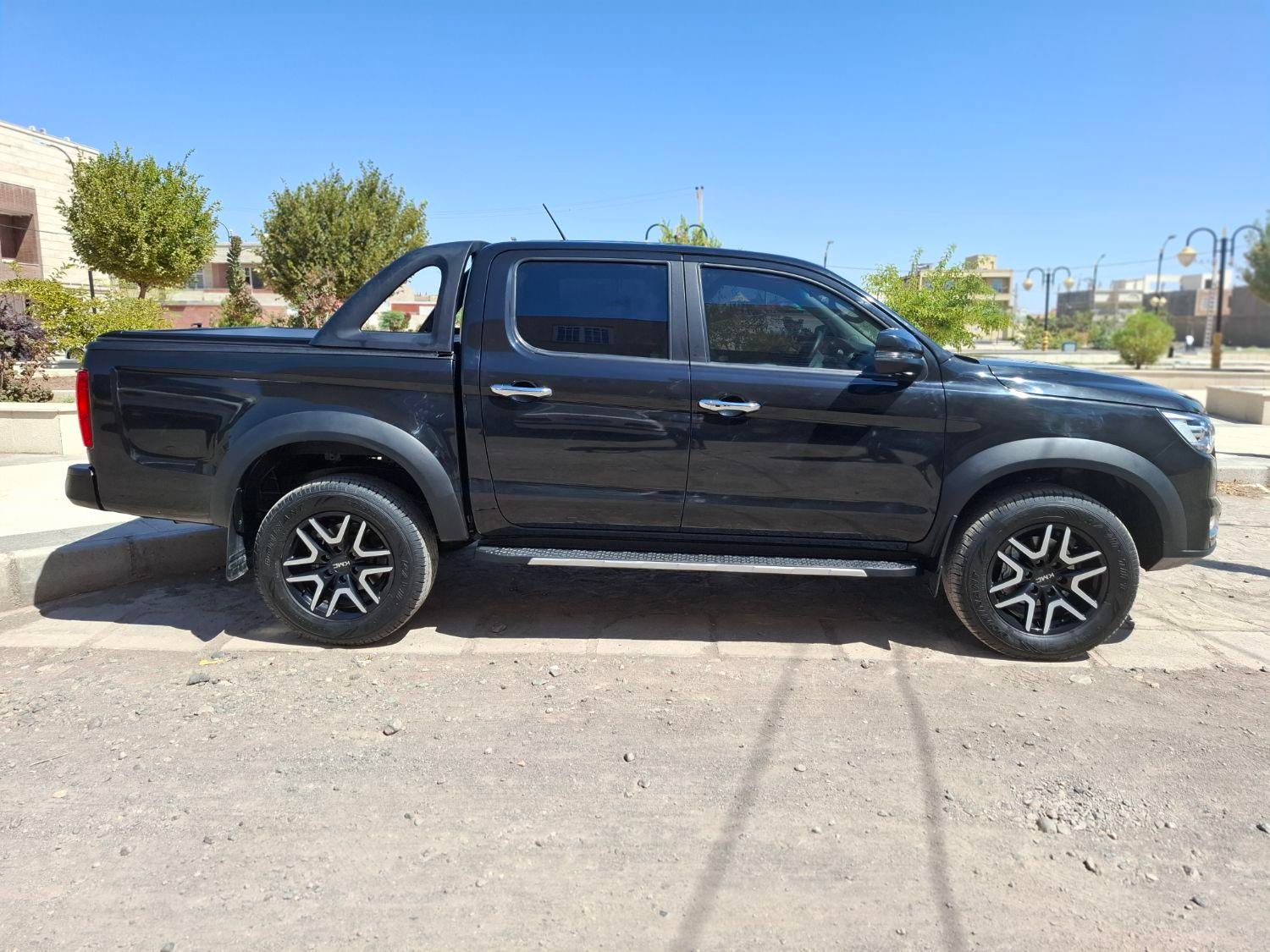 خودرو کی ام سی، T8 آگهی ann_19306341