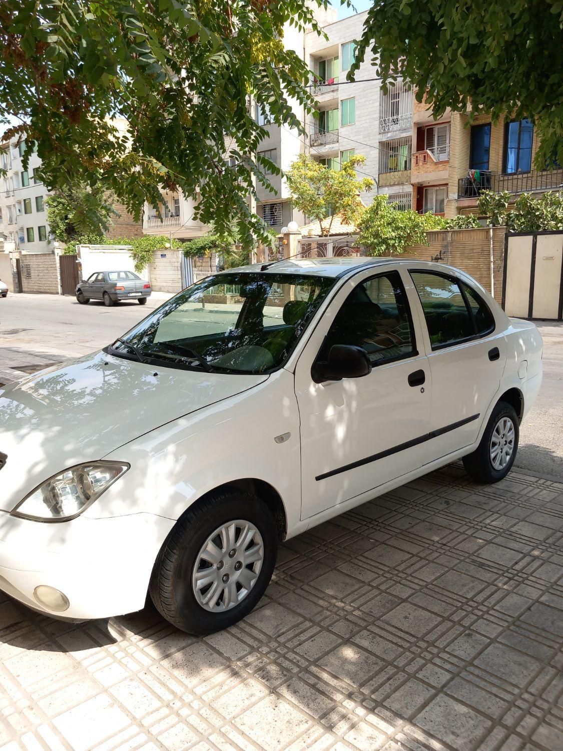 تیبا صندوق دار SX - 1395