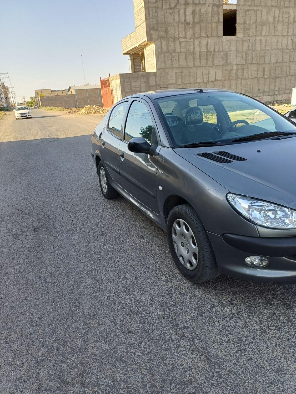 پژو ۲۰۶ صندوق دار v8 - 1391