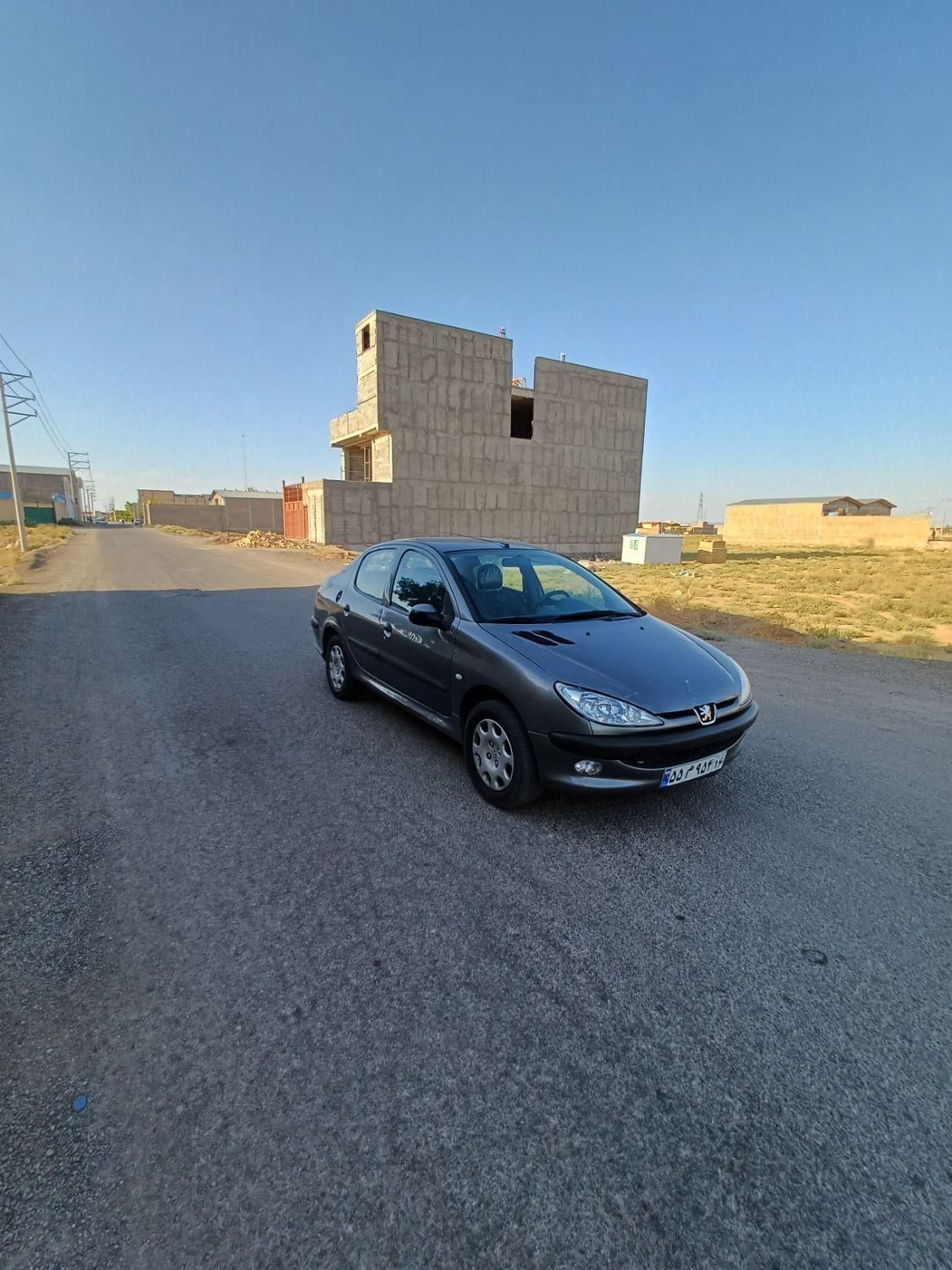 پژو ۲۰۶ صندوق دار v8 - 1391