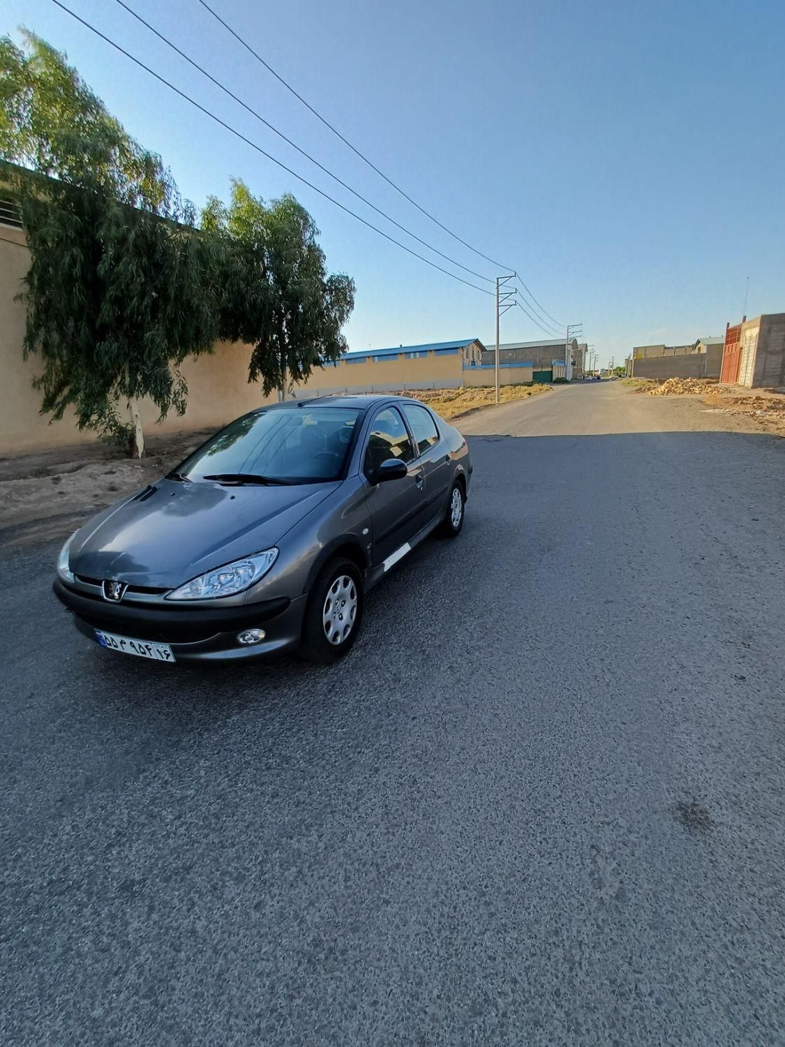 پژو ۲۰۶ صندوق دار v8 - 1391