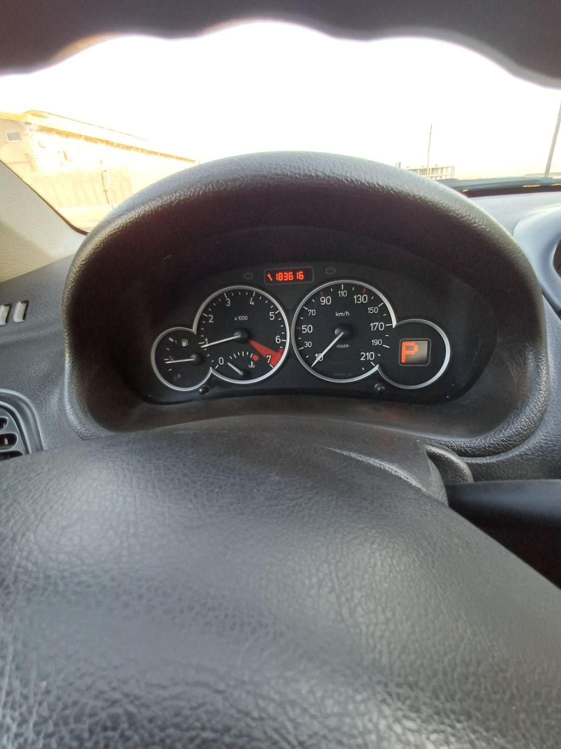 پژو ۲۰۶ صندوق دار v8 - 1391
