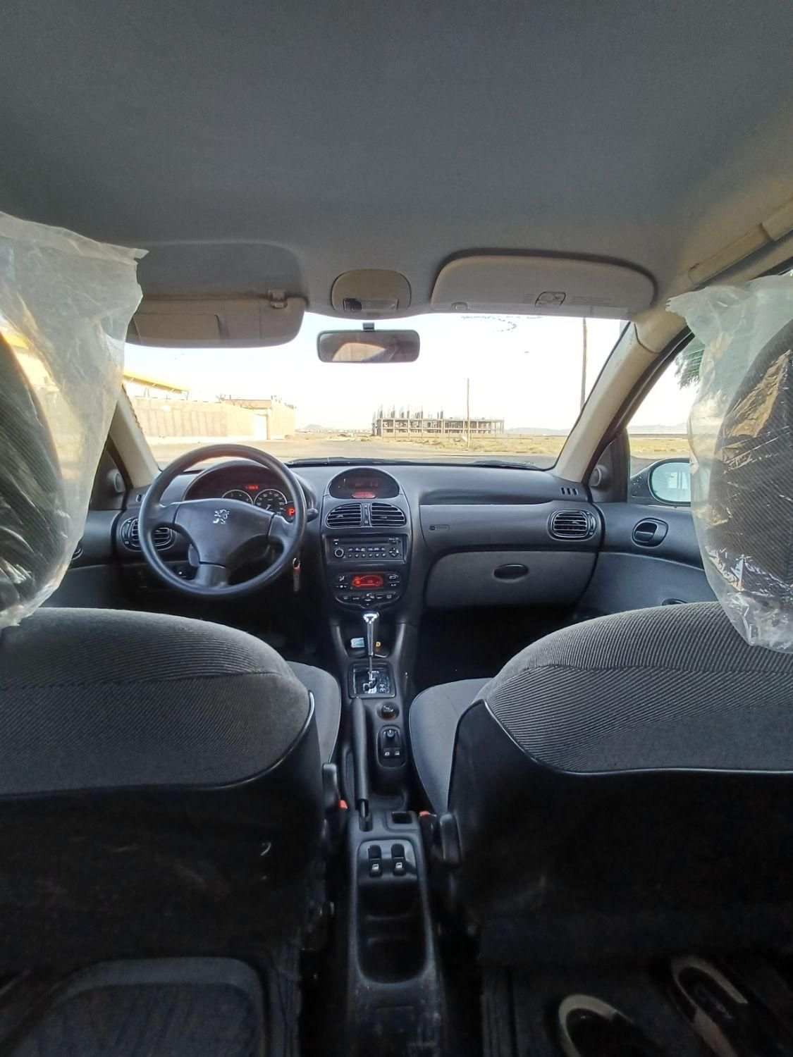 پژو ۲۰۶ صندوق دار v8 - 1391