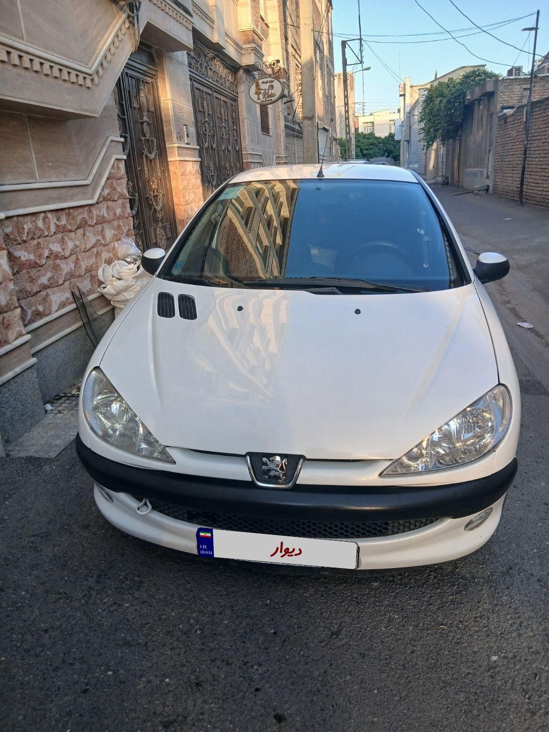 پژو ۲۰۶ صندوق دار v8 - 1395