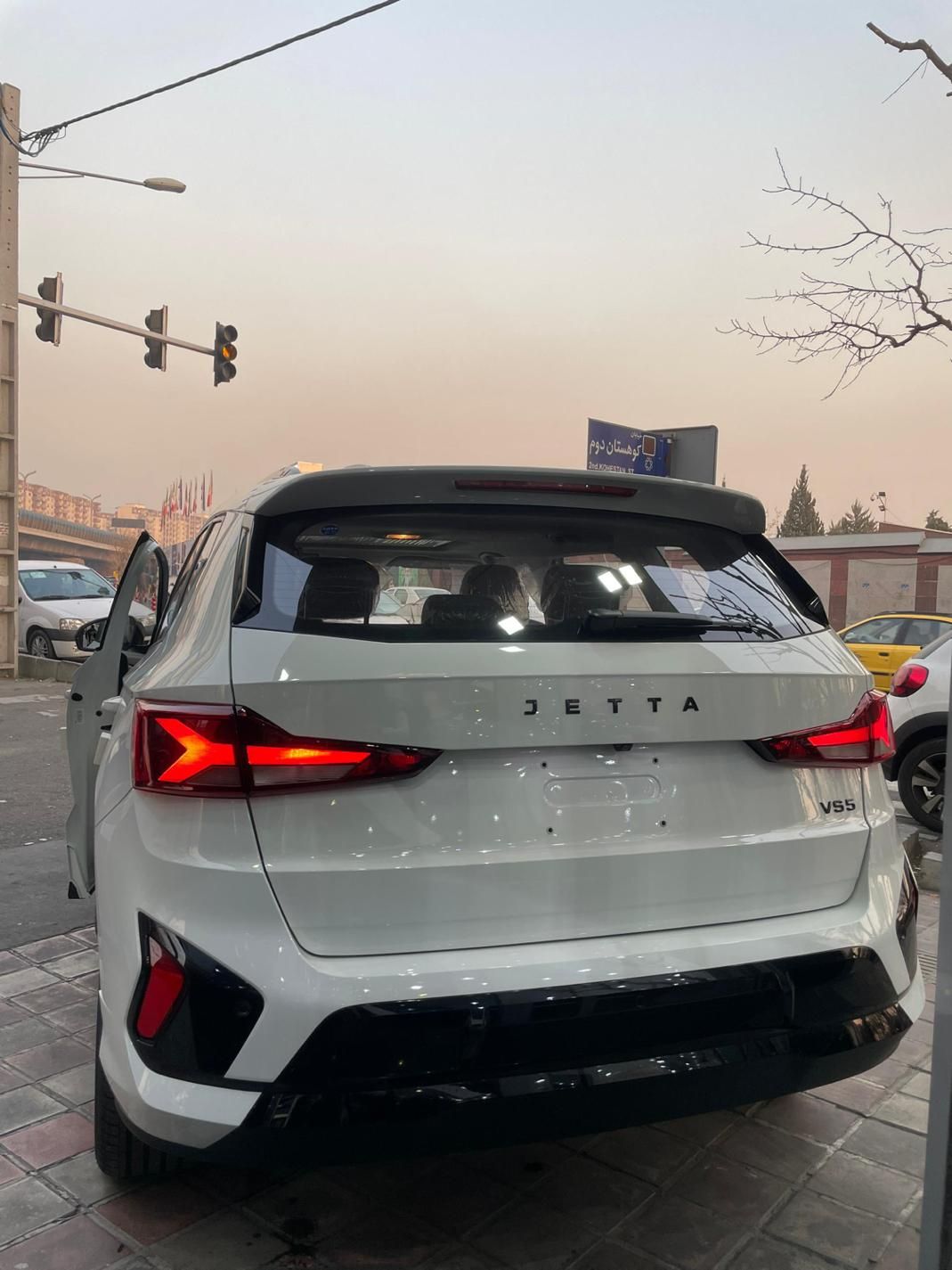 فولکس جتا vS5 - 2024
