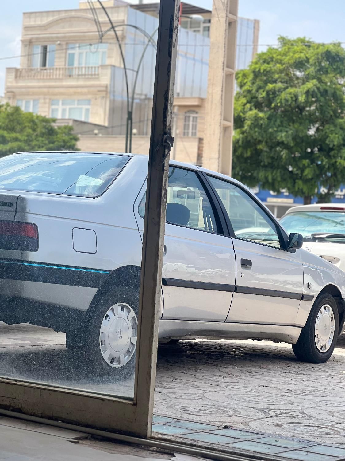 خودرو پژو، 405 آگهی ann_19306812