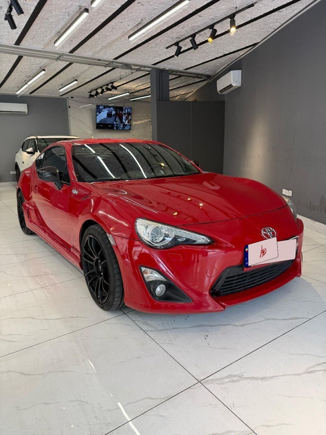 تویوتا GT 86 اتومات آپشنال - 2013
