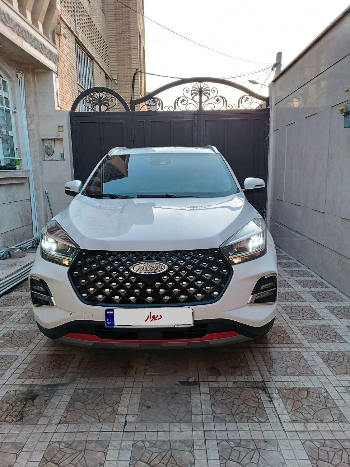 ام وی ام X55 پرو اکسلنت - 1402
