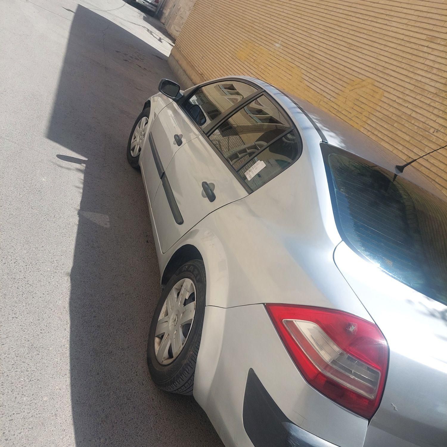 رنو مگان وارداتی دنده‌ای 1600 - 2008