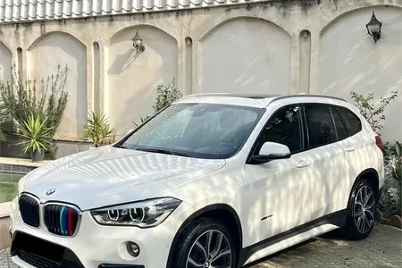 ب ام و X1 25 - 2016