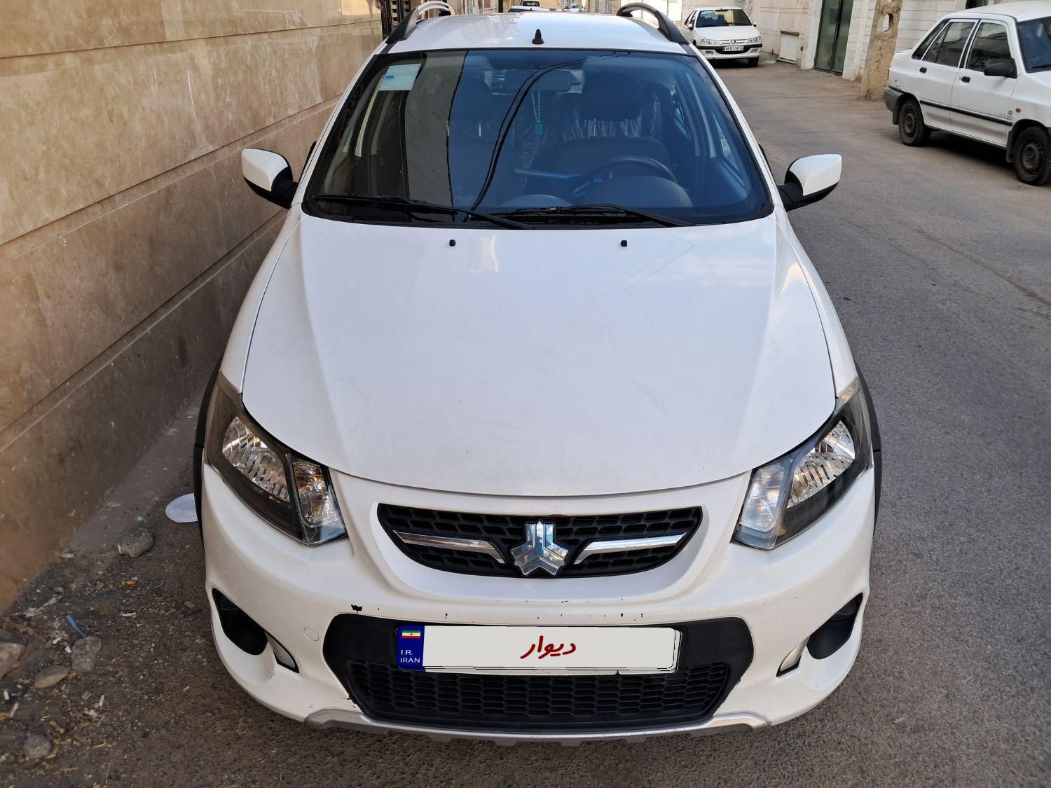 خودرو کوییک، معمولی آگهی ann_19307477
